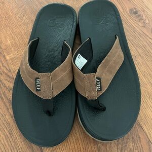 Reef flip flops women size 7